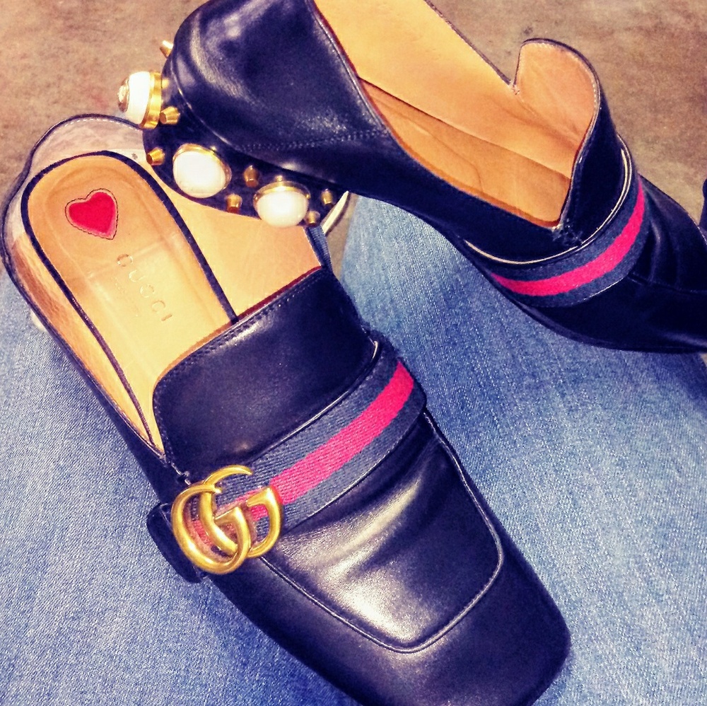Gucci Faux pearl embellished leather loafers